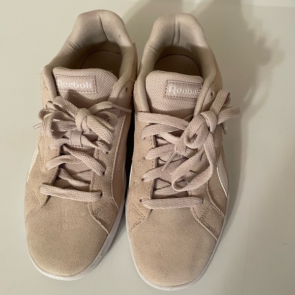 Reebok Retro Sneakers - Picture 2 of 8